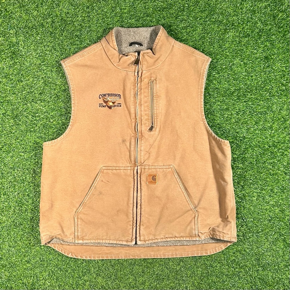 Vintage 00’s Carhartt sherpa lined khaki vest